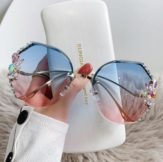 Creative Rhinestone UV Resistant Sunglasses